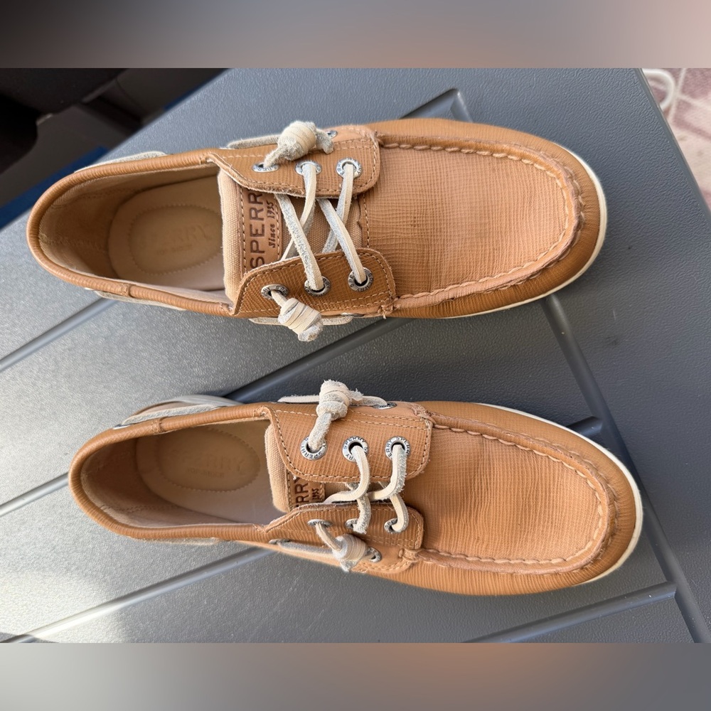 Sperry Women's Tan Fabric